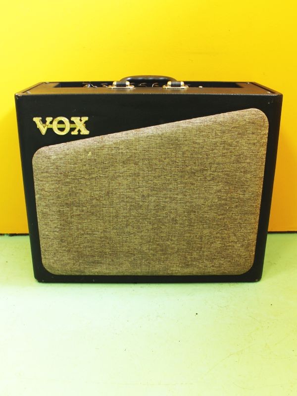 VOX AV30 Hybrid Combo